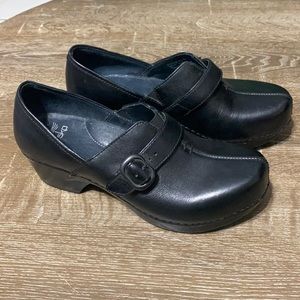 Dansko Professional Black Box Leather Clog Size 36